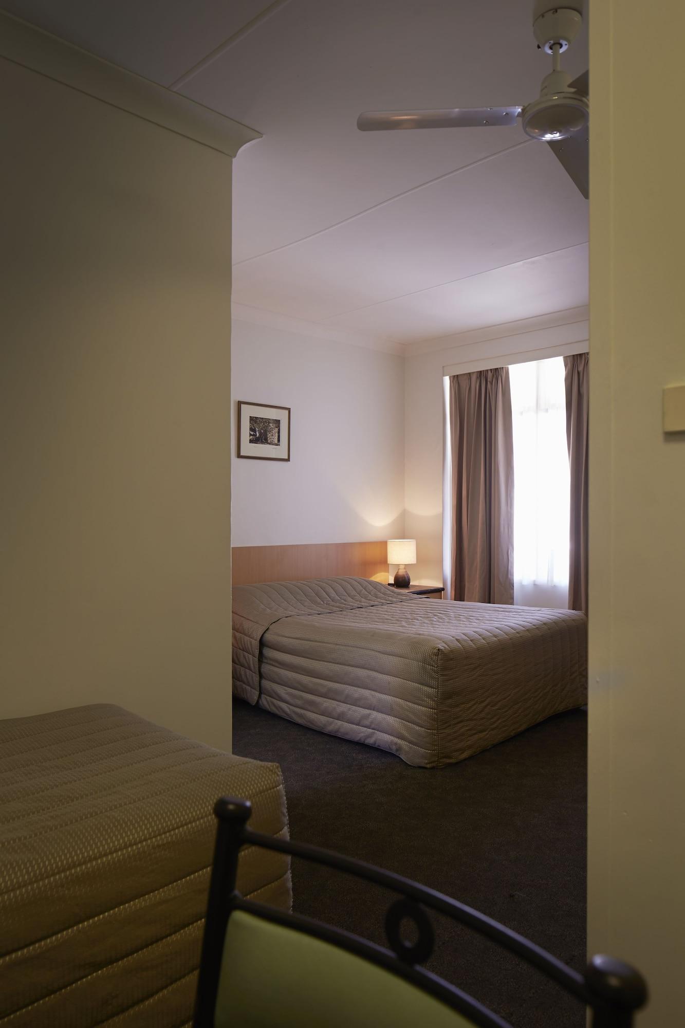 Baileys Parkside Motel By Vetroblu Perth Exterior photo